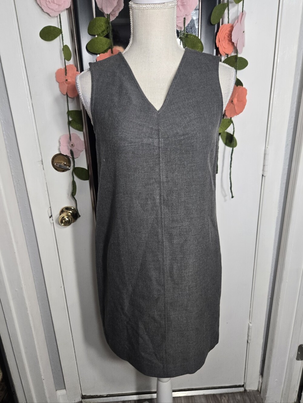 Ann Taylor Petite Gray Sheath Mini Dress Sz Small Petite